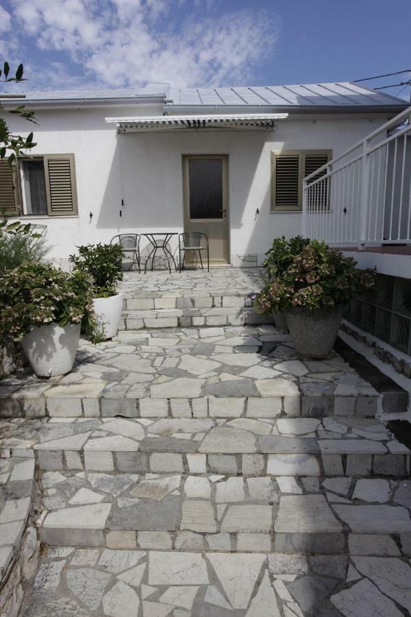 Guest House Balazevic Novi Vinodolski Exterior foto